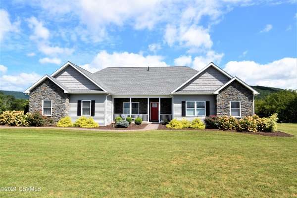 33 HIGHLAND GARDEN Drive, Berwick, PA 18603