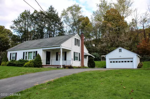 40 MOUNTAIN Road, Catawissa, PA 17820