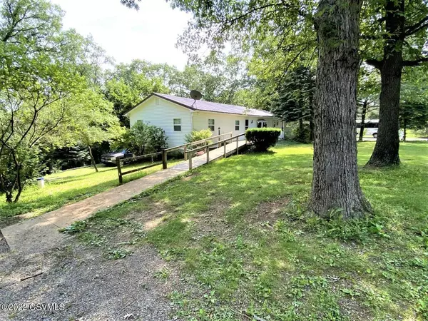 1533 SMALSH BARRICK Road, Middleburg, PA 17842