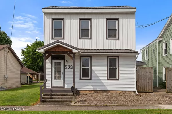 752 E FRONT Street, Danville, PA 17821