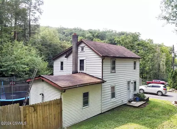 733 BEAR HOLLOW Road, Elysburg, PA 17824