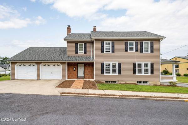 600 GREEN Street,  Mifflinburg,  PA 17844