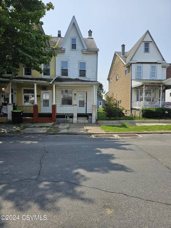 118 S MAPLE Street, Mt. Carmel, PA 17851