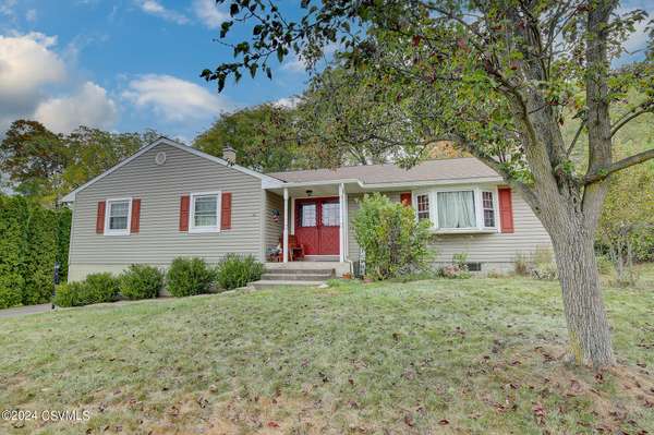 67 N CRESTWOOD Drive, Danville, PA 17821