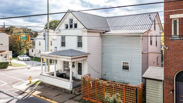 244 WALNUT Street, Danville, PA 17821