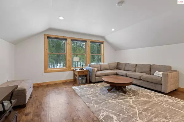 Coolin, ID 83821-6007,15128 Eastshore Rd