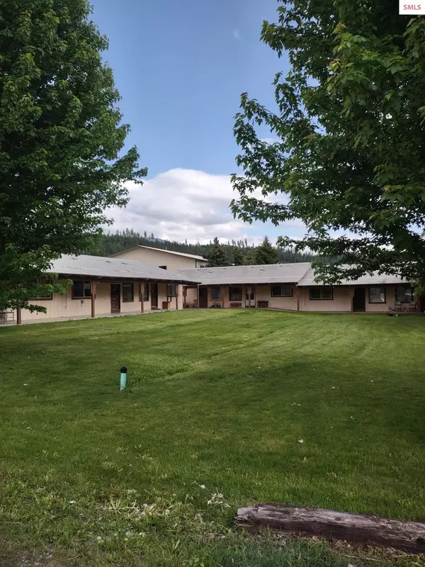 6680 Lincoln St, Bonners Ferry, ID 83805