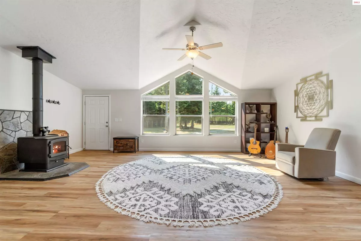 Naples, ID 83847,75 Ocean Front Place