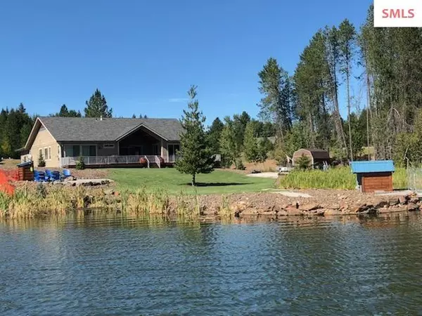 563 Woolsey Road, Sagle, ID 83860