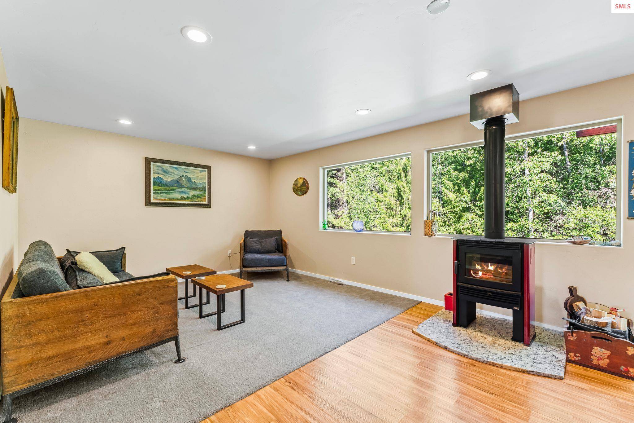 Sandpoint, ID 83864,1141 Honeysuckle Ave