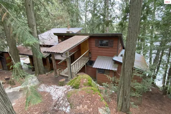 291 Eastshore Rd, Newport, WA 99156