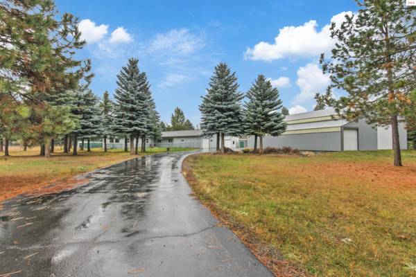 97 Three Sisters Dr., Athol, ID 83801