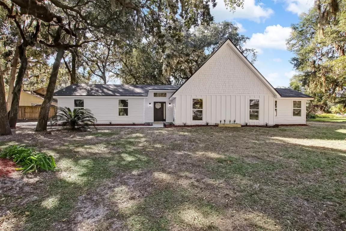 Fernandina Beach, FL 32034,2118 OAK BLUFF Court