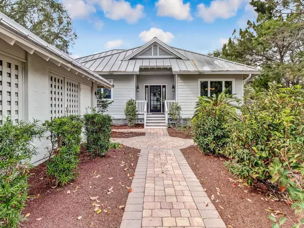 27 OAK POINT Drive, Amelia Island, FL 32034