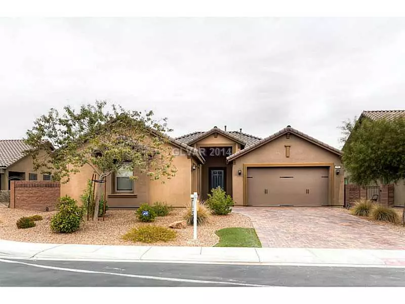 North Las Vegas, NV 89031,316 LIGHT RIDGE Court