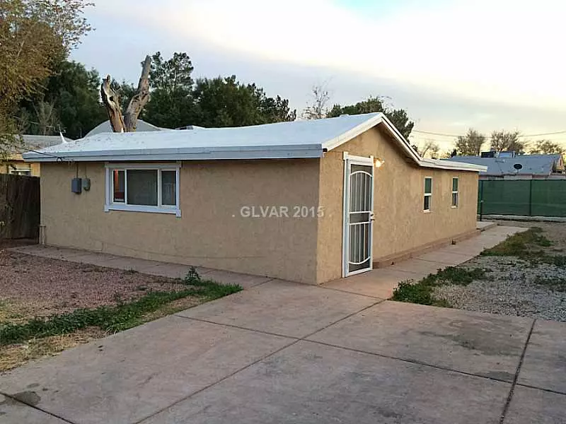 2708 VALLEY Street, Las Vegas, NV 89101