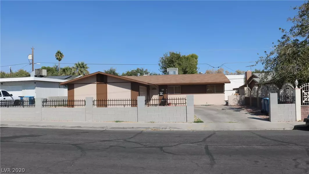 5808 Pebble Beach Boulevard, Las Vegas, NV 89108