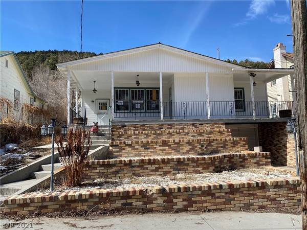 944 PINE Street, Ely, NV 89301