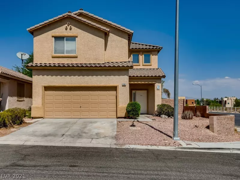 8204 Stoneheather Court, Las Vegas, NV 89117