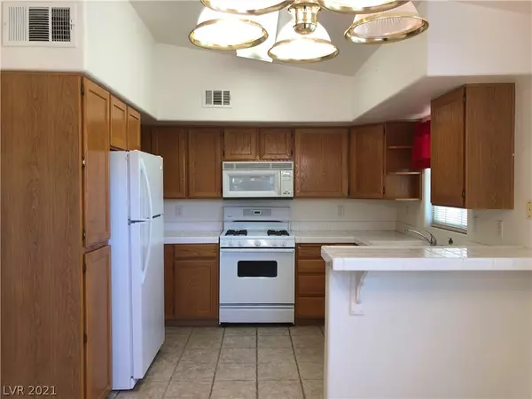 Henderson, NV 89015,520 Arrowhead Trail #1224