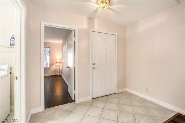 North Las Vegas, NV 89031,5826 Springmist Street