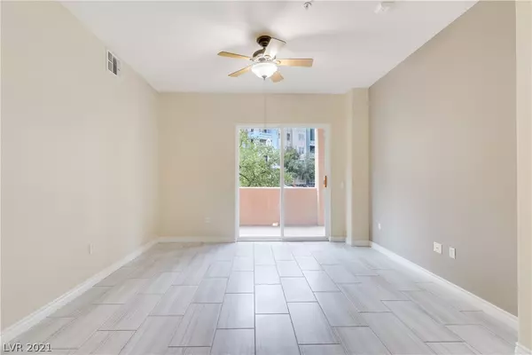 Las Vegas, NV 89123,26 E Serene Avenue #114