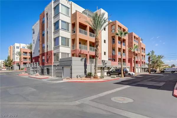 91 E Agate Avenue #204, Las Vegas, NV 89123