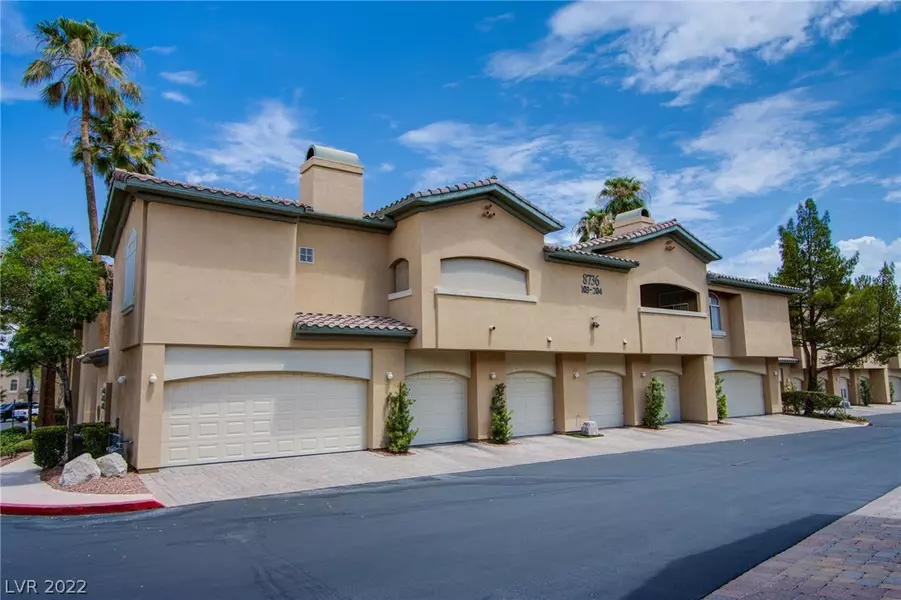 8736 Red Brook Drive #201, Las Vegas, NV 89128