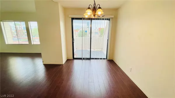 Las Vegas, NV 89103,4381 Gannet Circle #6