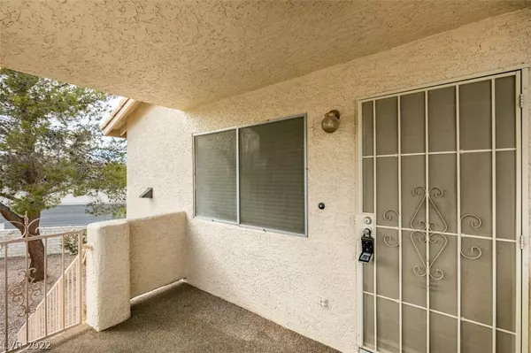 Las Vegas, NV 89128,913 Falconhead Lane #202