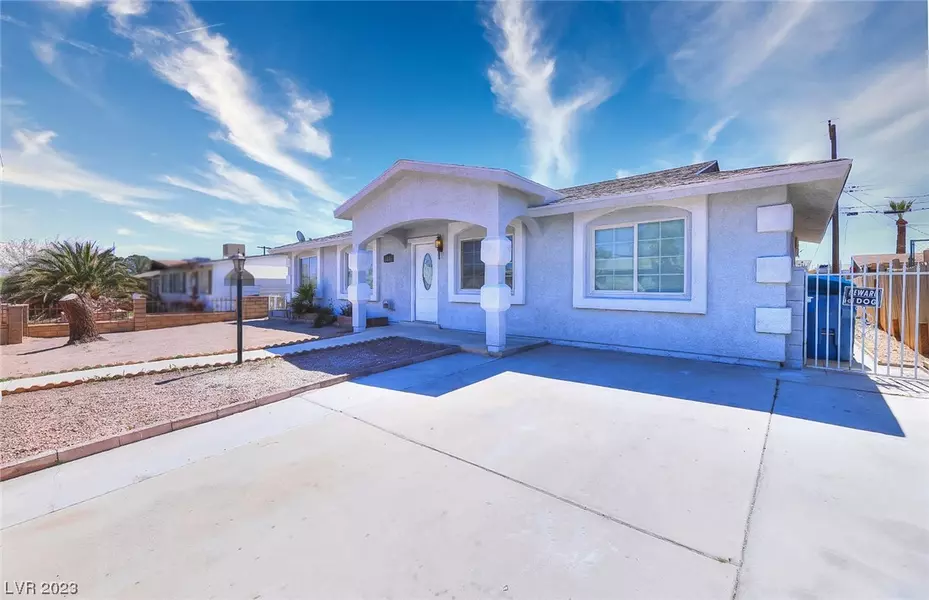 6221 Casada Way, Las Vegas, NV 89107