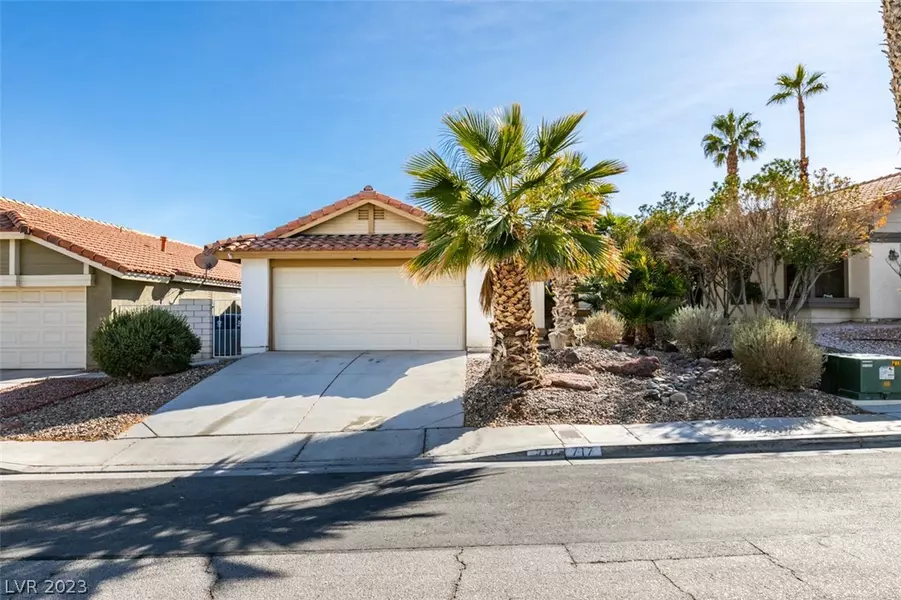 717 Thousand Oaks Drive, Las Vegas, NV 89123