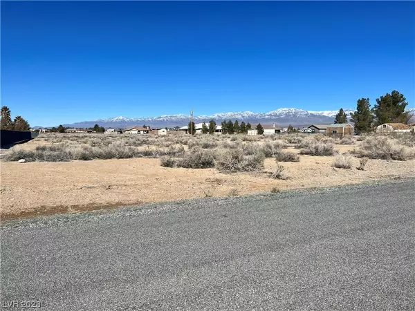 Pahrump, NV 89048,1330 Labrador Street