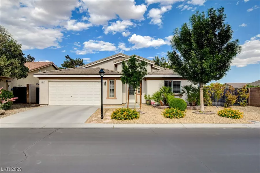 8212 Romantic Sunset Street, Las Vegas, NV 89131