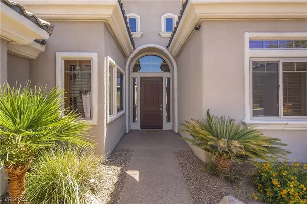 Henderson, NV 89052,8 Plum Hollow Drive