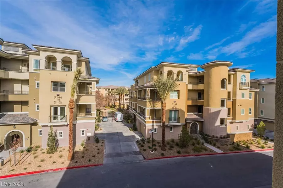 9204 Las Manaitas Avenue #301, Las Vegas, NV 89144