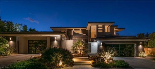 16 Sun Glow Lane, Las Vegas, NV 89135