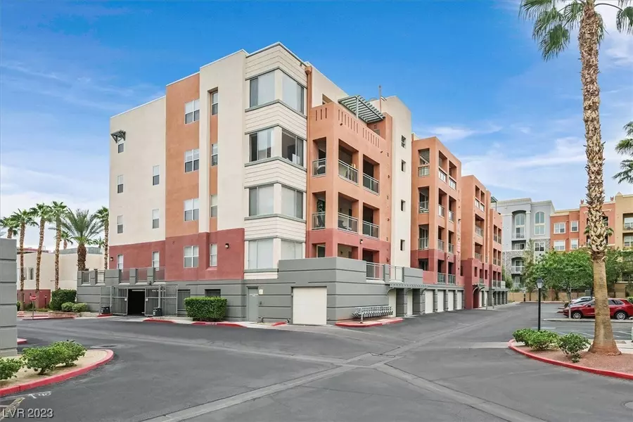 47 E Agate Avenue #303, Las Vegas, NV 89123