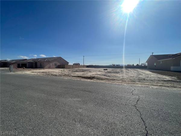 4601 Honey Locust Drive, Pahrump, NV 89061