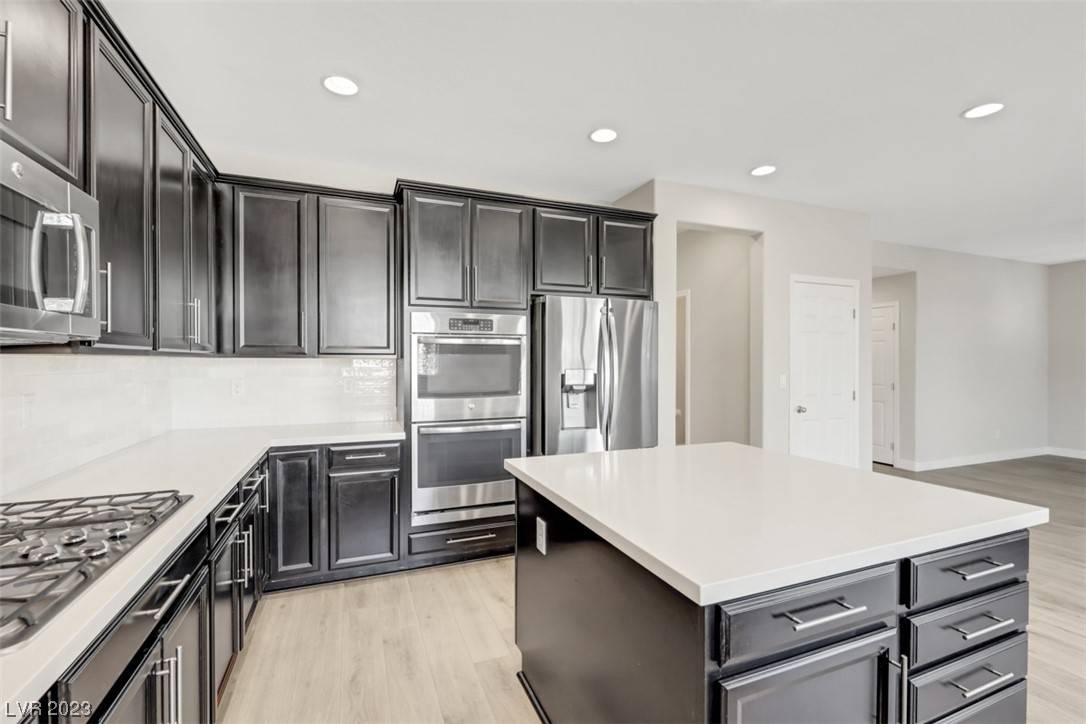 5616 Sage Lakes Avenue, Las Vegas, NV 89139