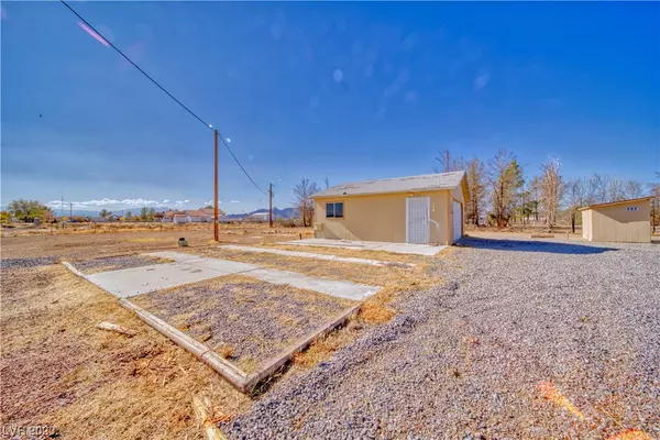 Pahrump, NV 89060,3281 Mason Drive #6