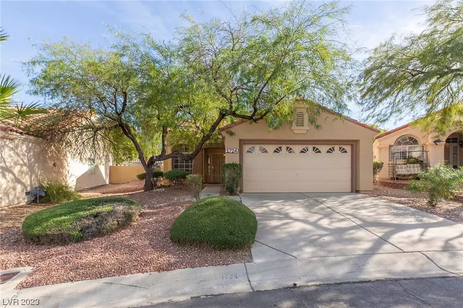 1724 Pinion Mesa Court, Las Vegas, NV 89128