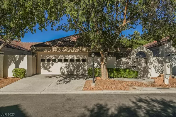 5233 Crooked Mountain Court, Las Vegas, NV 89149