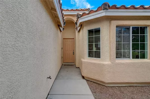 North Las Vegas, NV 89084,4360 Meadowlark Wing Way