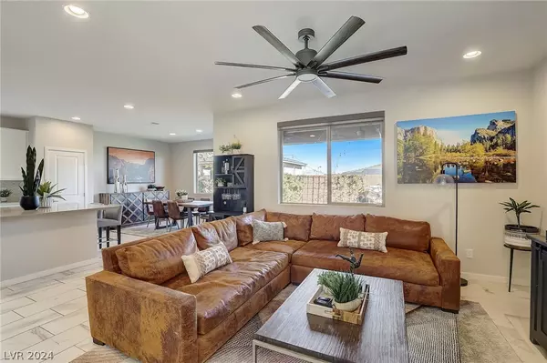 Las Vegas, NV 89148,9716 Jade Rise Avenue