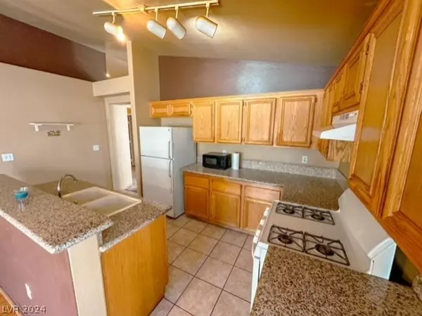 Las Vegas, NV 89147,8244 Cedar Leaf Drive