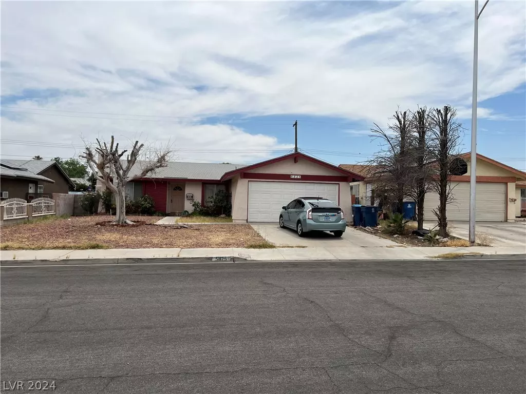 Las Vegas, NV 89108,5825 Velma Avenue