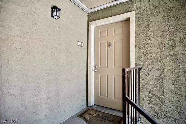 Las Vegas, NV 89103,5220 Indian River Drive #278