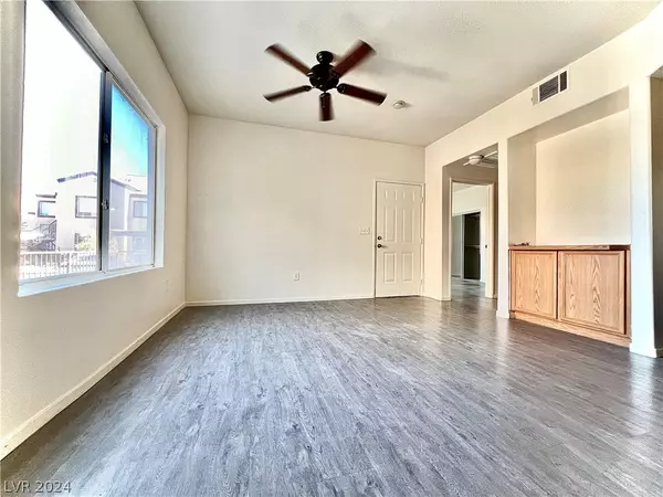 Las Vegas, NV 89148,9580 W Reno Avenue #186