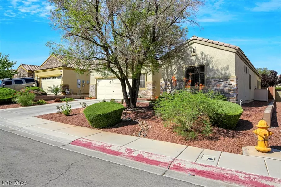 6708 Johnny Love Lane, North Las Vegas, NV 89086